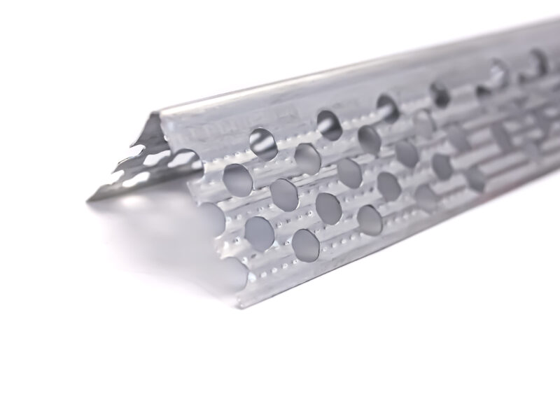 Narożnik aluminiowy perforowany 30x30 2,5m